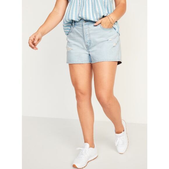 Old Navy High-Rise Slouchy‎ Straight Jean Shorts Distressed Light Wash Size 20 - Picture 1 of 13